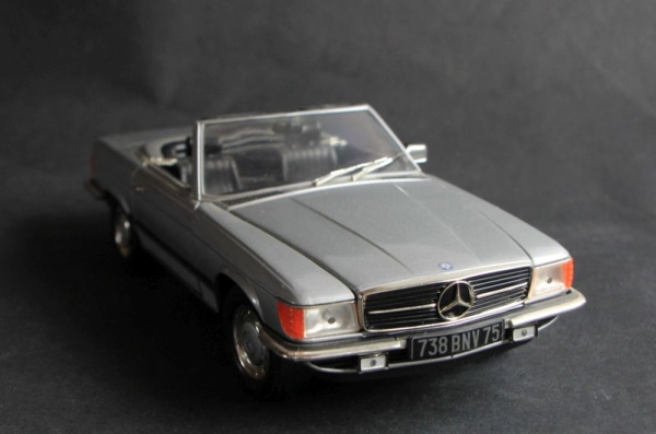 Chrono Mercedes-Benz 350 SL Convertible 1971 DieCast Model (4229)